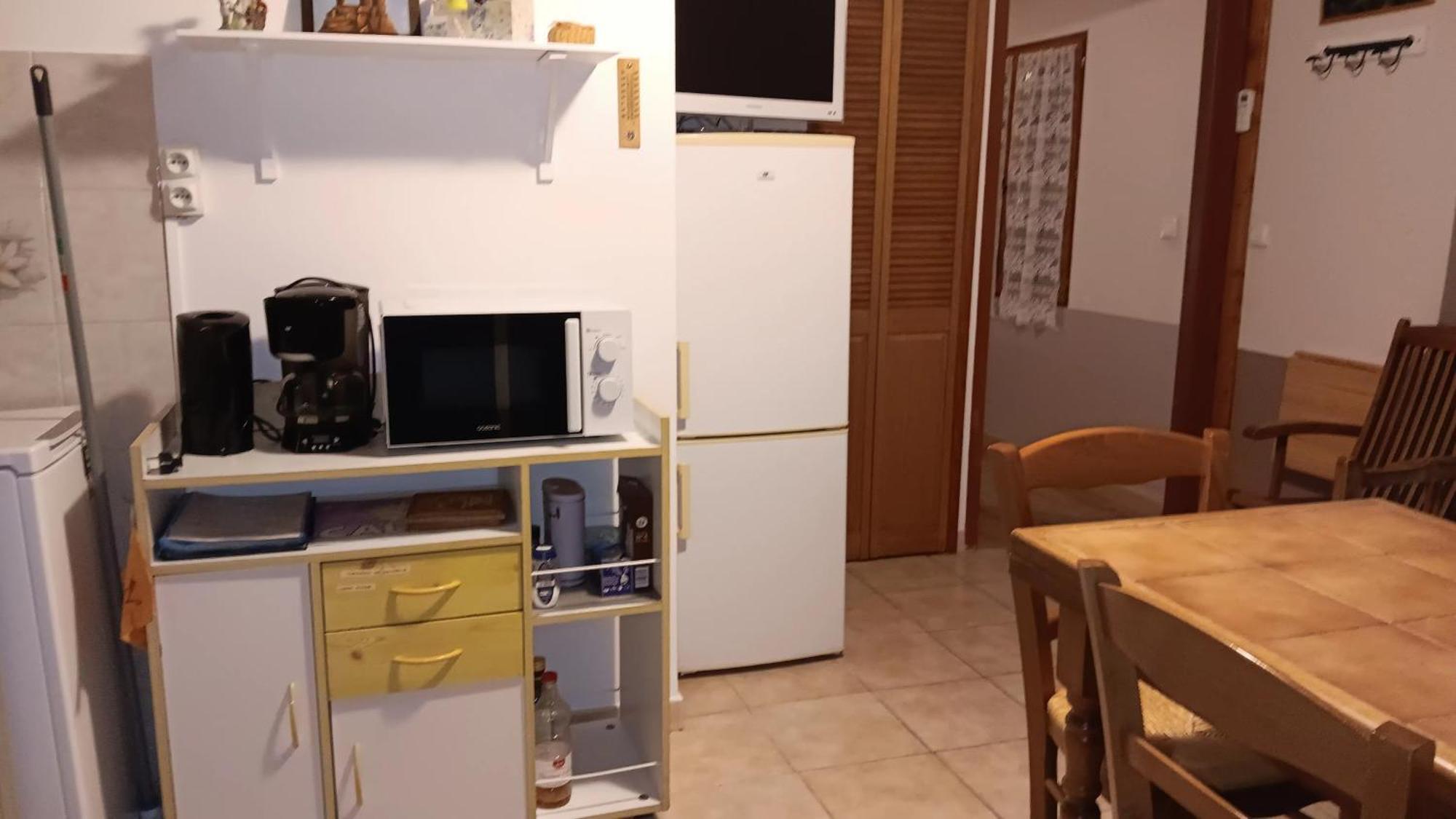 Gite La Lanterne Transition Ecologique Avec Borne De Recharge 7Kw Site Sous Video Protection Nalzen 외부 사진